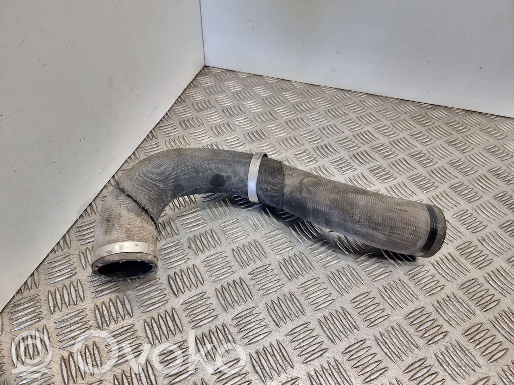 Intercooler hose/pipe