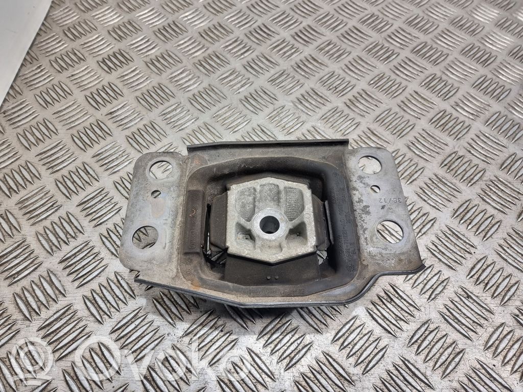 Engine mount bracket   6G917M121AC,6G917M121BC