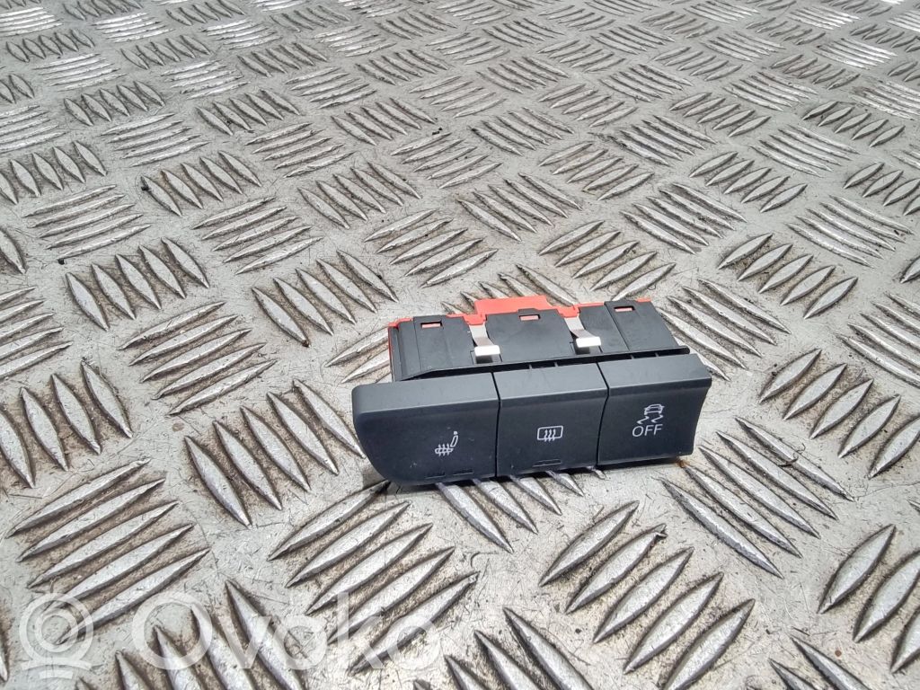 Audi A1 Seat heating switch 