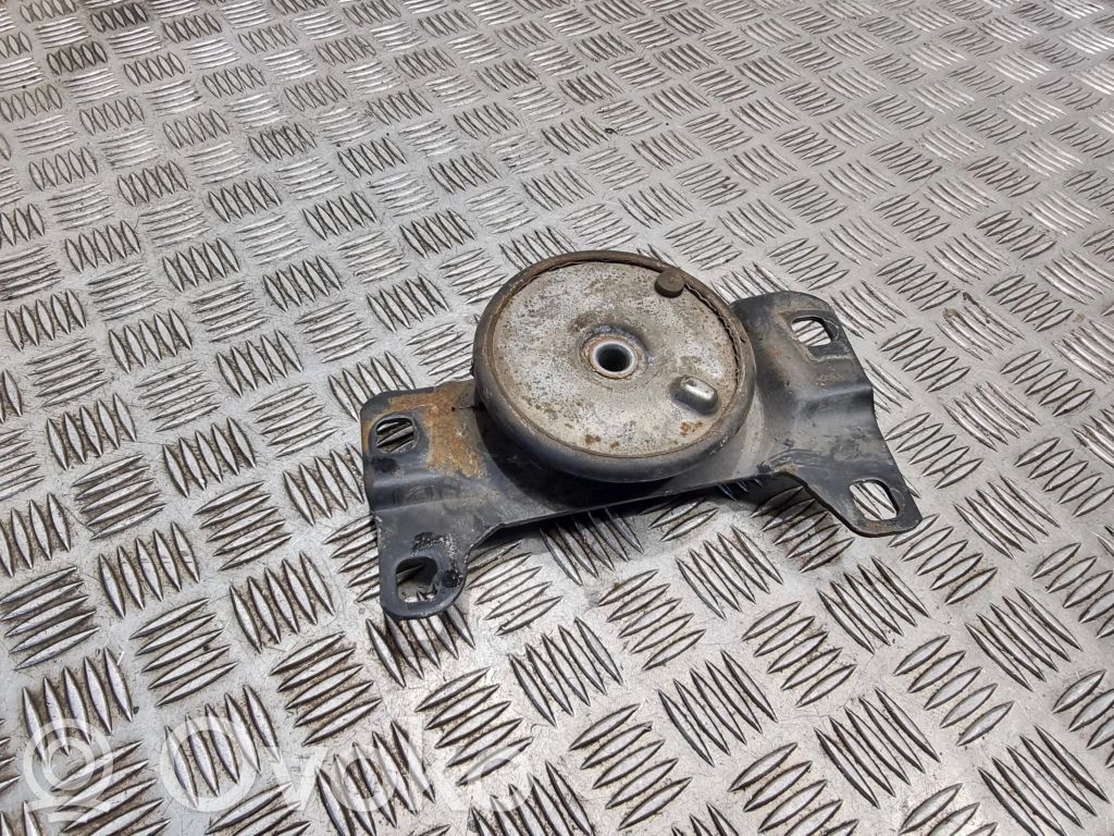 Ford C-MAX I Engine mount bracket 