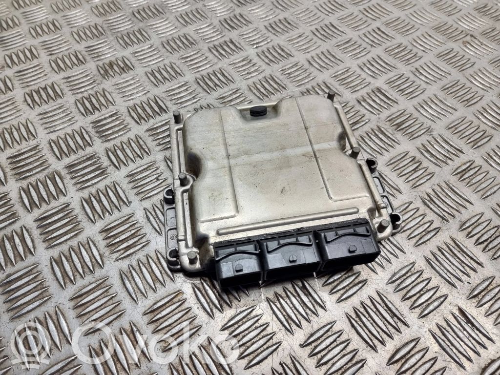 Engine control unit/module   0281010483