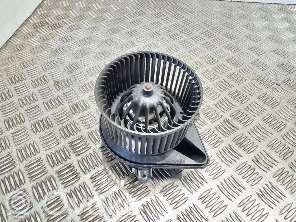 Mazā radiatora ventilators
