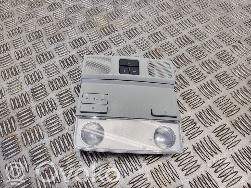 Volkswagen PASSAT B7 Luz del asiento delantero 