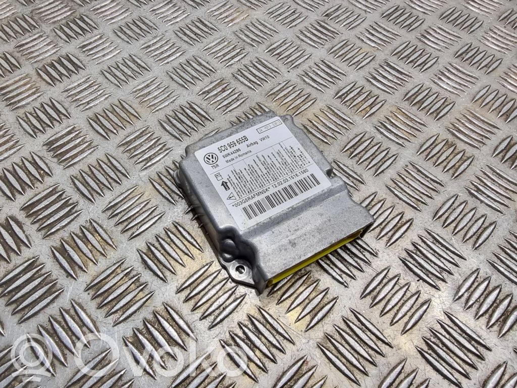 Volkswagen Golf VI Airbag control unit/module 