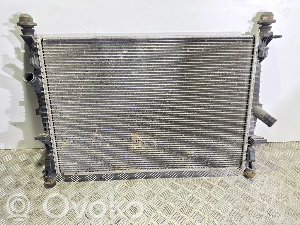 Ford Transit Aušinimo skysčio radiatorius 