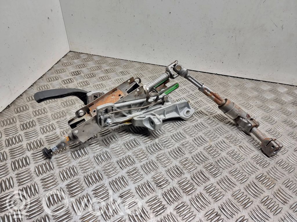 Ford C-MAX II Steering wheel axle 