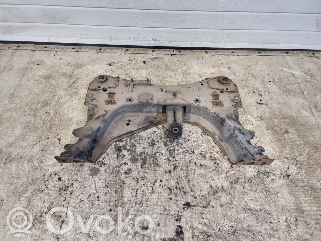 Nissan Note (E11) Priekinis traversas 