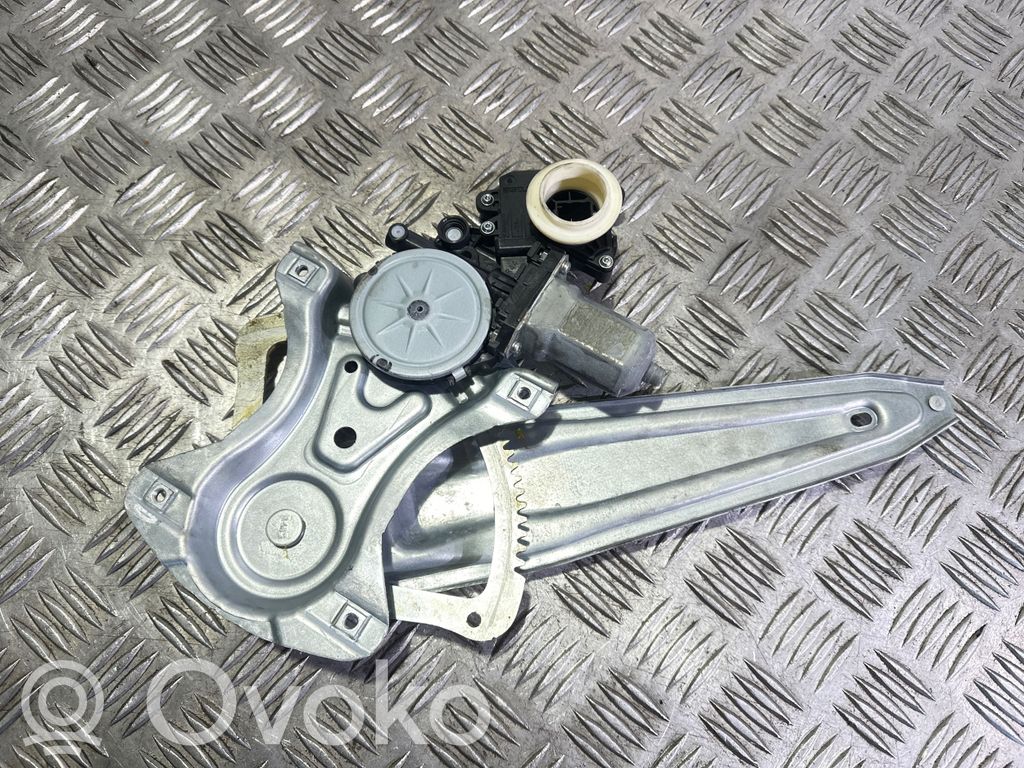 Toyota Auris E180 Elektryczny podnośnik szyby drzwi tylnych 