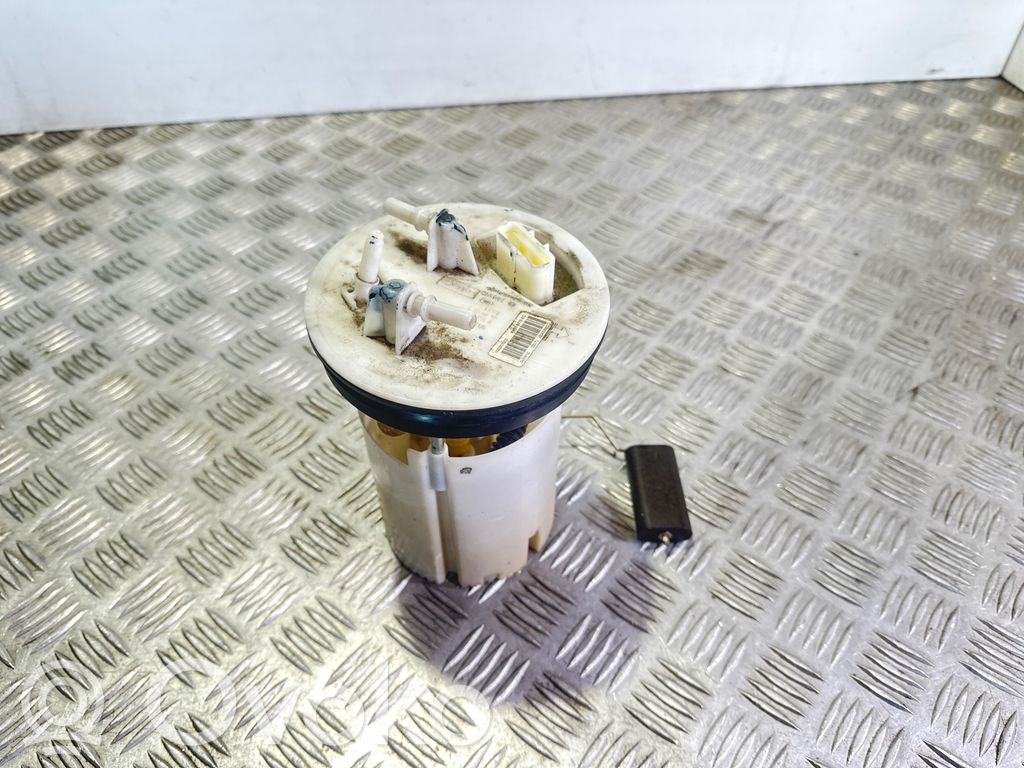 Ford Grand C-MAX Bomba interna de combustible 