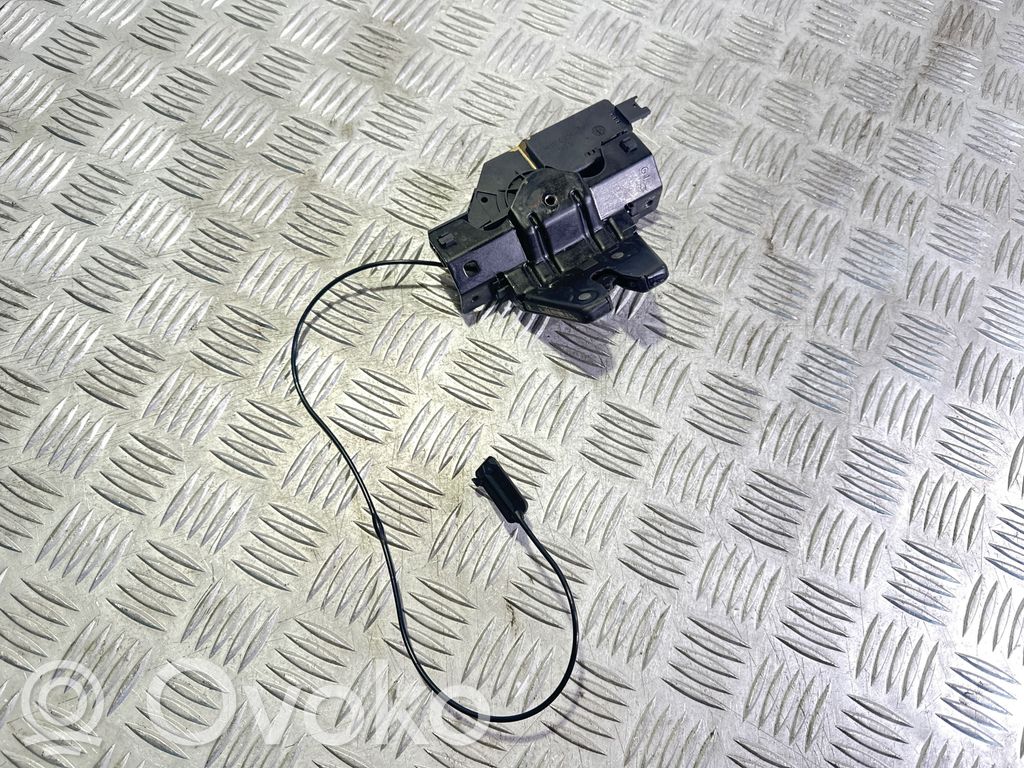 Tailgate/trunk/boot lock/catch/latch   7840617