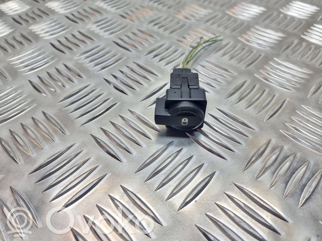 Citroen C4 I Central locking switch button 