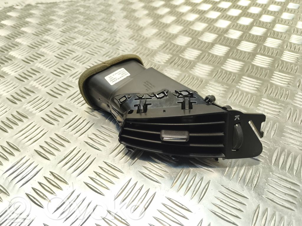 Opel Astra J Grilă ventilație/ramă laterală bord 
