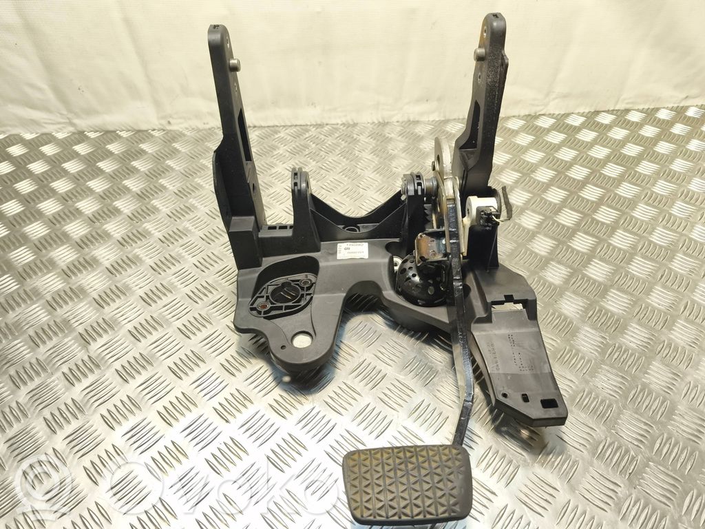 Opel Astra J Assemblage pédale 