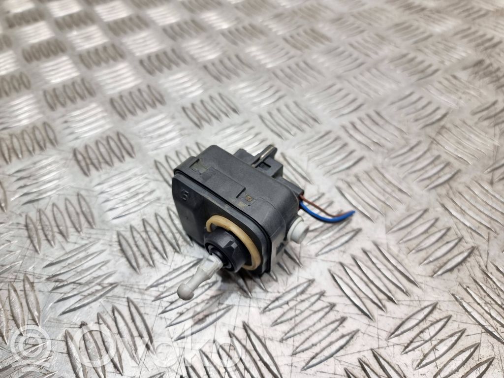 Nissan Note (E11) Scheinwerferstellmotor 