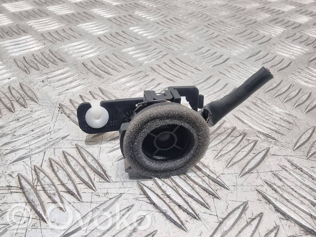 Toyota Yaris Głośnik drzwi przednich 