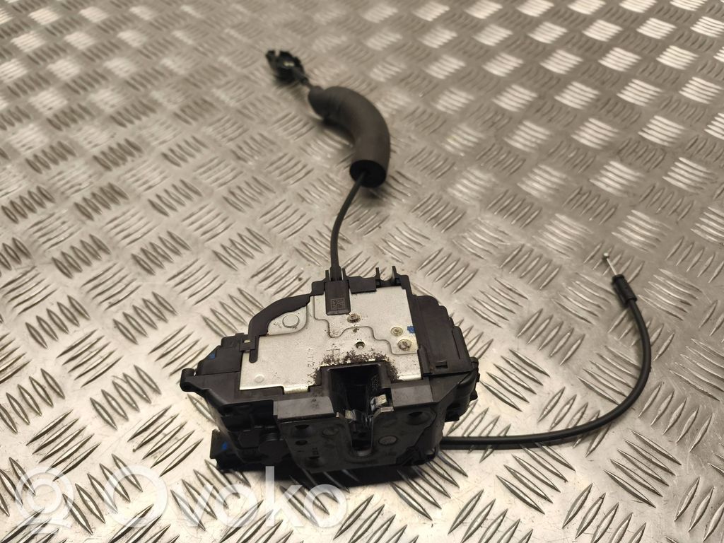 Renault Megane III Front door lock 