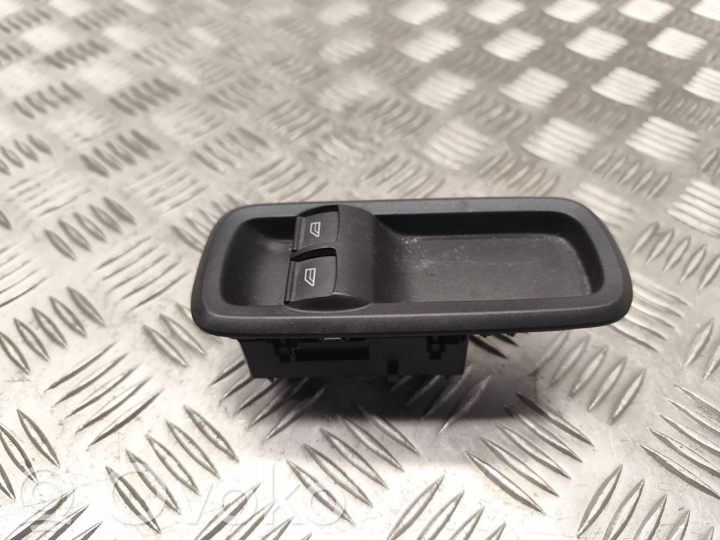 Ford Fiesta Electric window control switch 