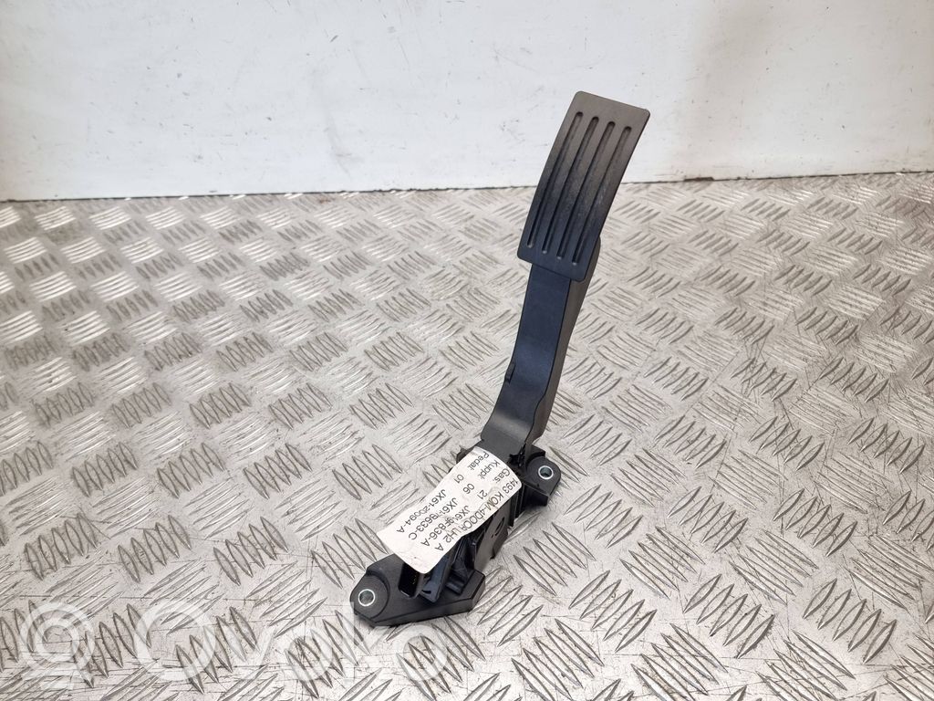 Ford Focus Accelerator throttle pedal 