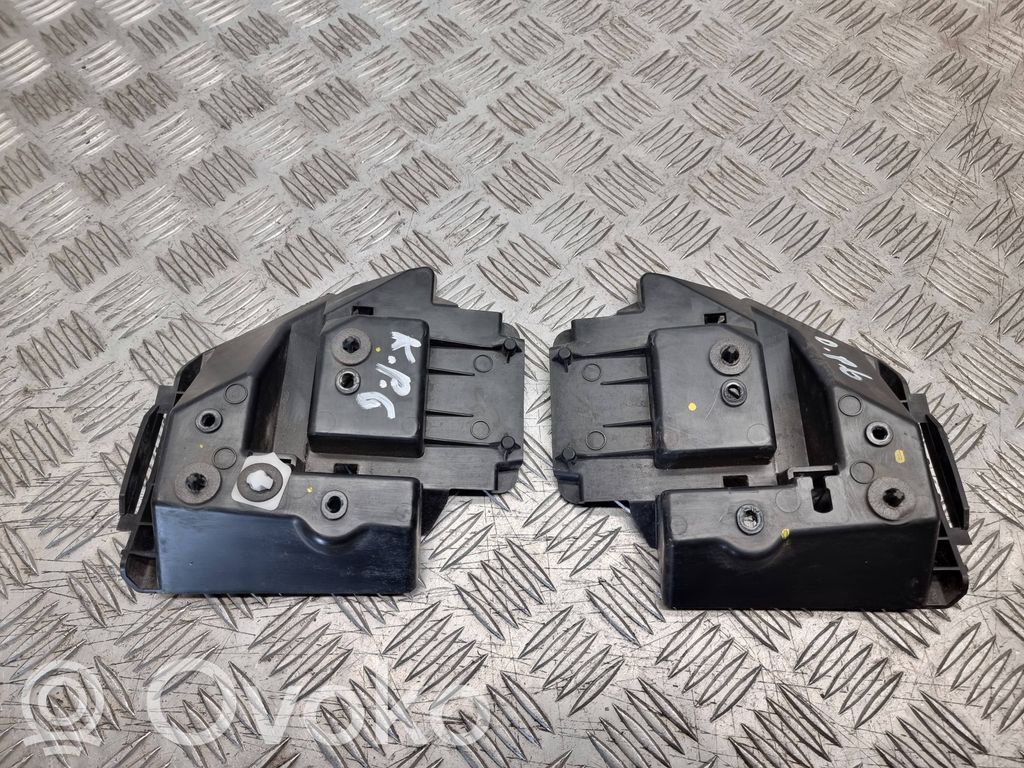 Ford Focus Rear bumper mounting bracket 