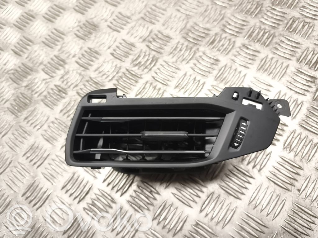 Ford Focus Moldura protectora de la rejilla de ventilación lateral del panel 