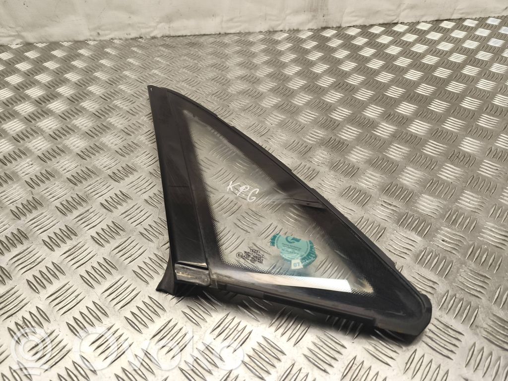 Audi A8 S8 D2 4D Rear side window 