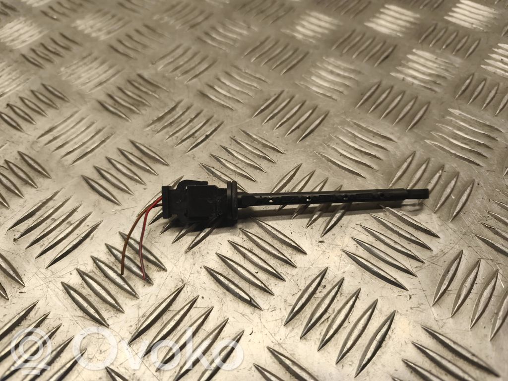 Interior temperature sensor   4D0820539,893971632