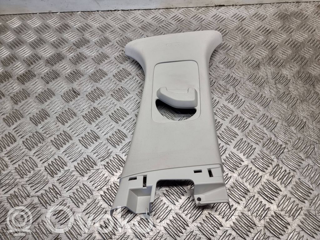 Ford Focus Pilar (B) (superior) 