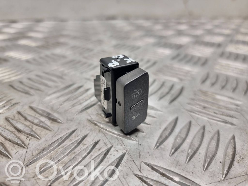 Volkswagen Phaeton Central locking switch button 