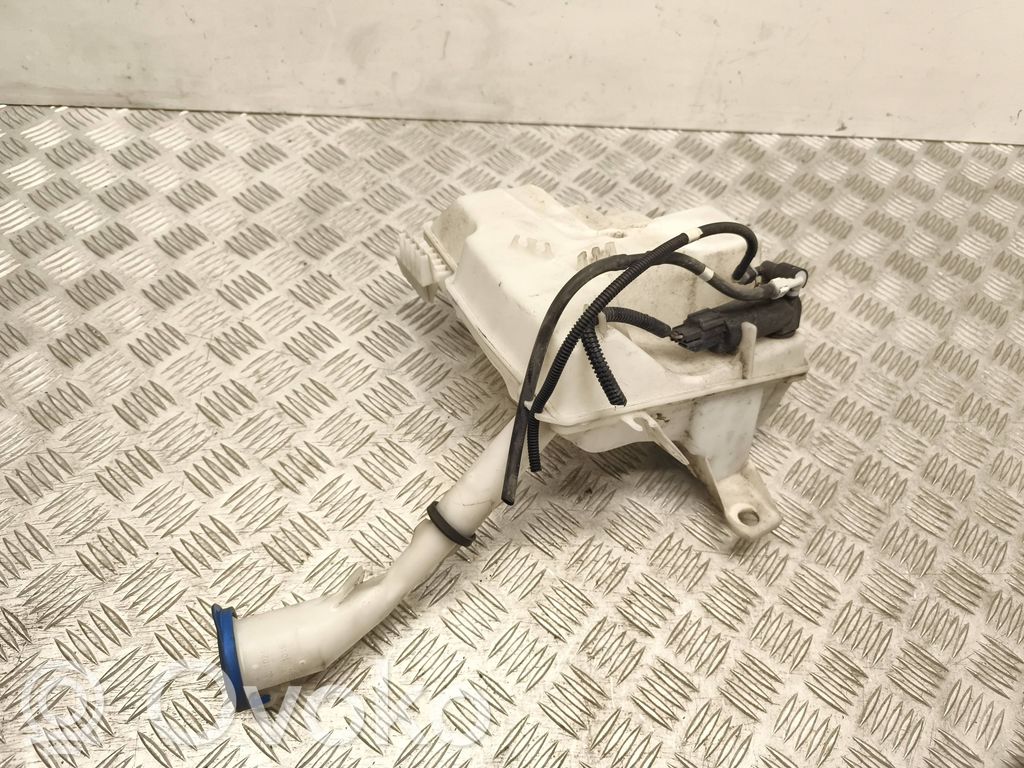 Ford Focus Logu šķidruma tvertne 