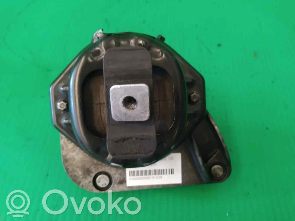 Engine mounting bracket   2211675842702,2211675842702