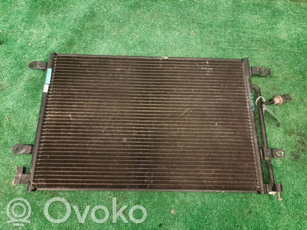 Audi A4 S4 B6 8E 8H Radiatore di raffreddamento A/C (condensatore) 