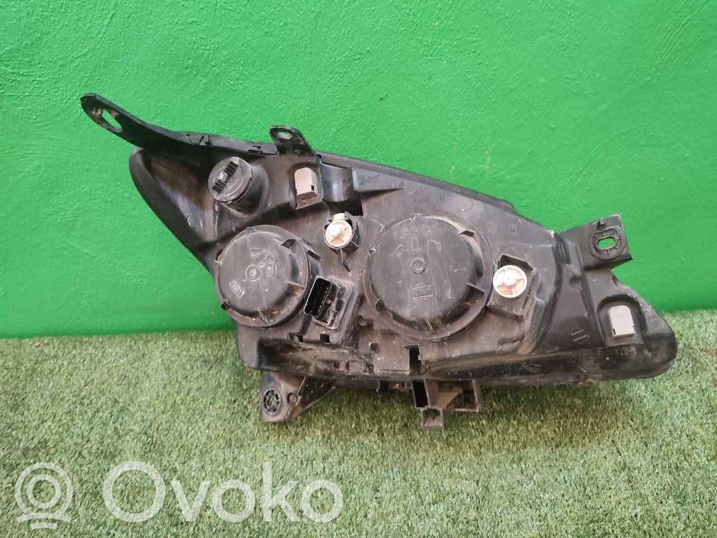 Scheinwerfer   A000123456,C000987654