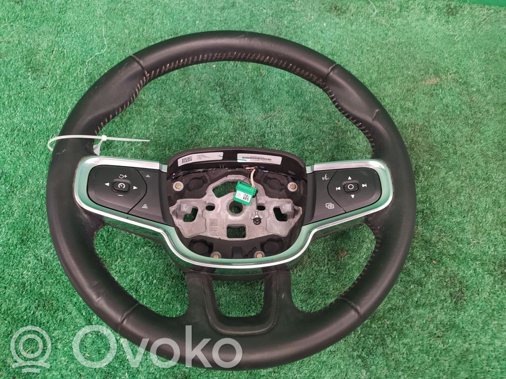 Volvo XC40 Ohjauspyörä 