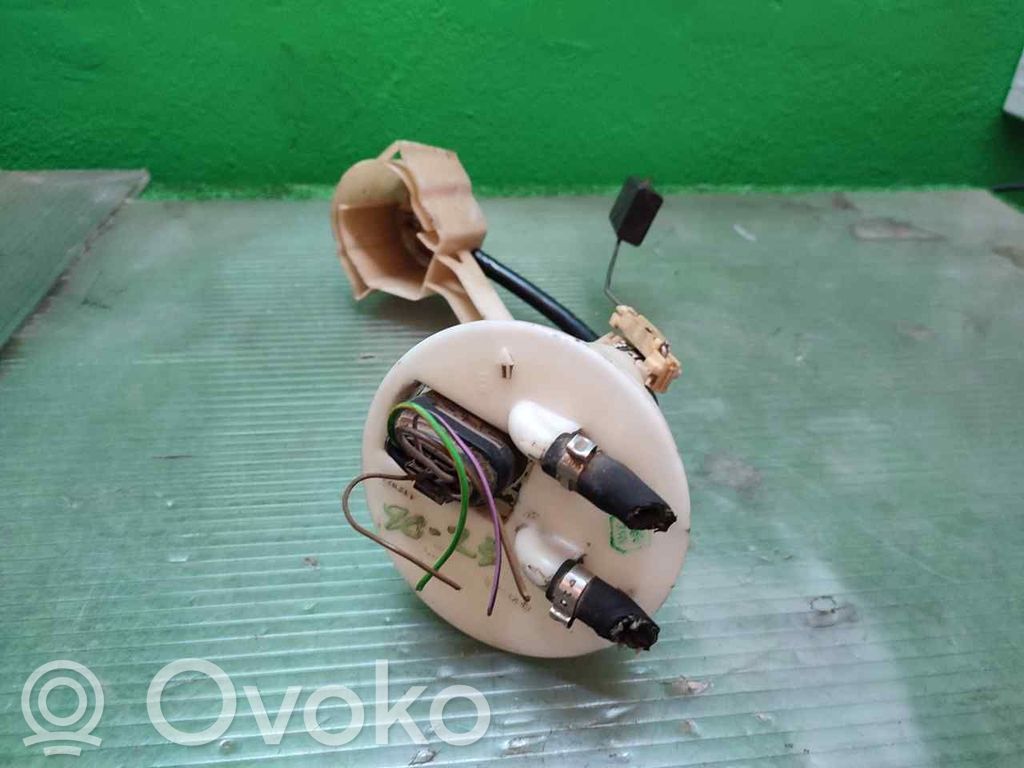 Volkswagen PASSAT B5 Senzor nivel combustibil 