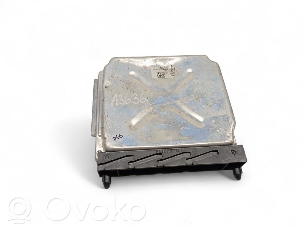 Volvo V70 Engine control unit/module ECU 