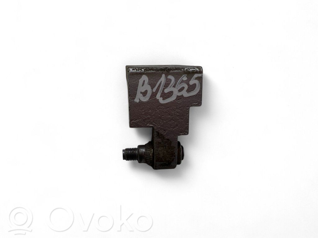BMW X5 E70 Front door upper hinge 