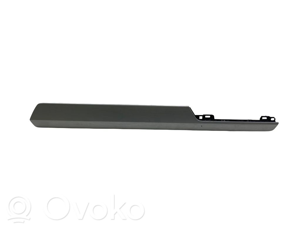 Volkswagen Tiguan Ramka schowka deski rozdzielczej 