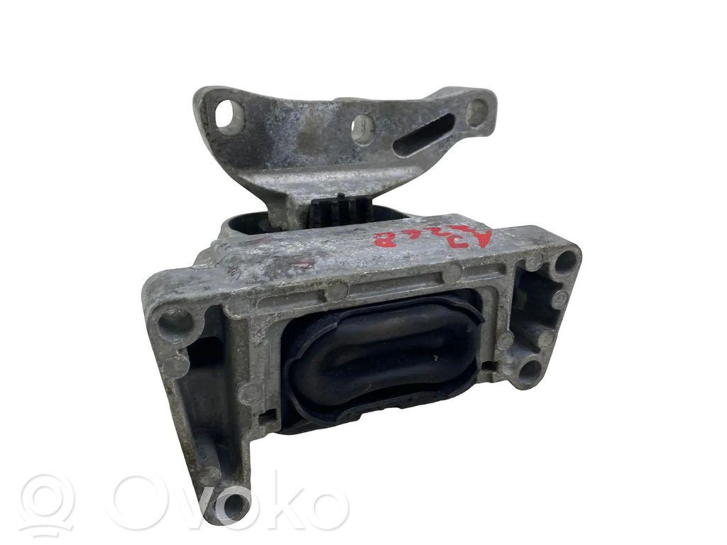 Skoda Rapid (NH) Engine mounting bracket 