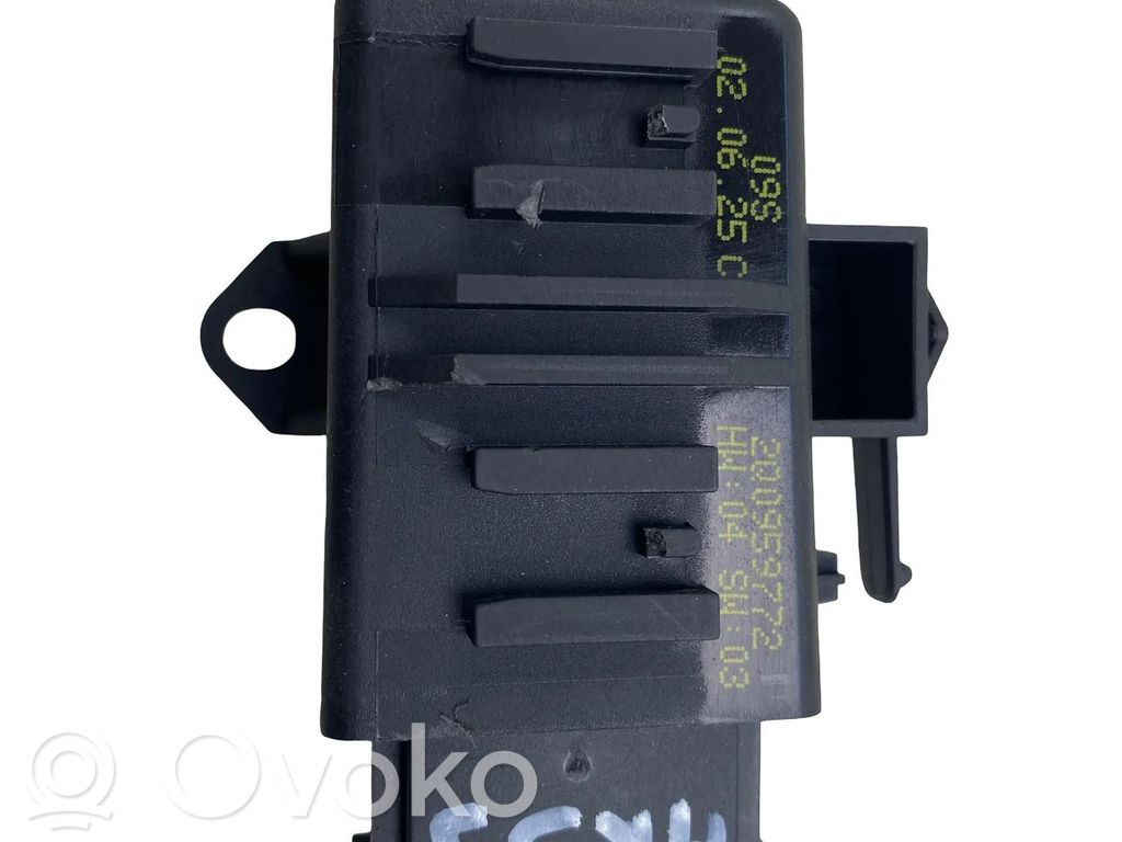 Autres unités de commande / modules   2Q0959772