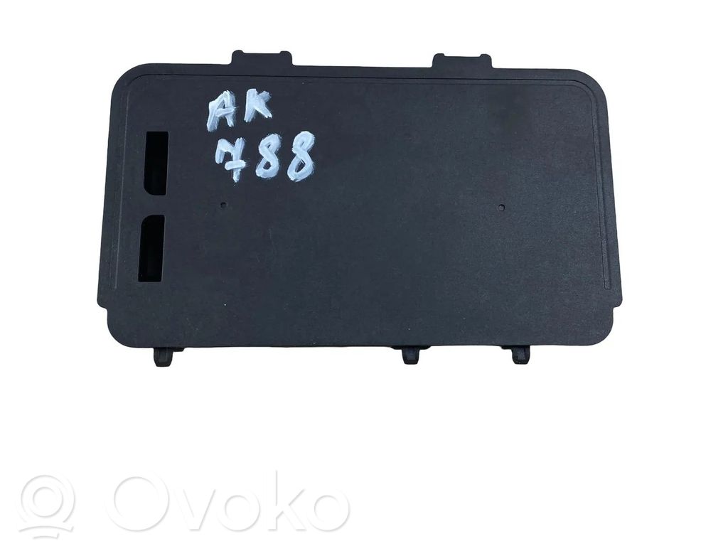 Volkswagen T-Roc Wireless charging module 
