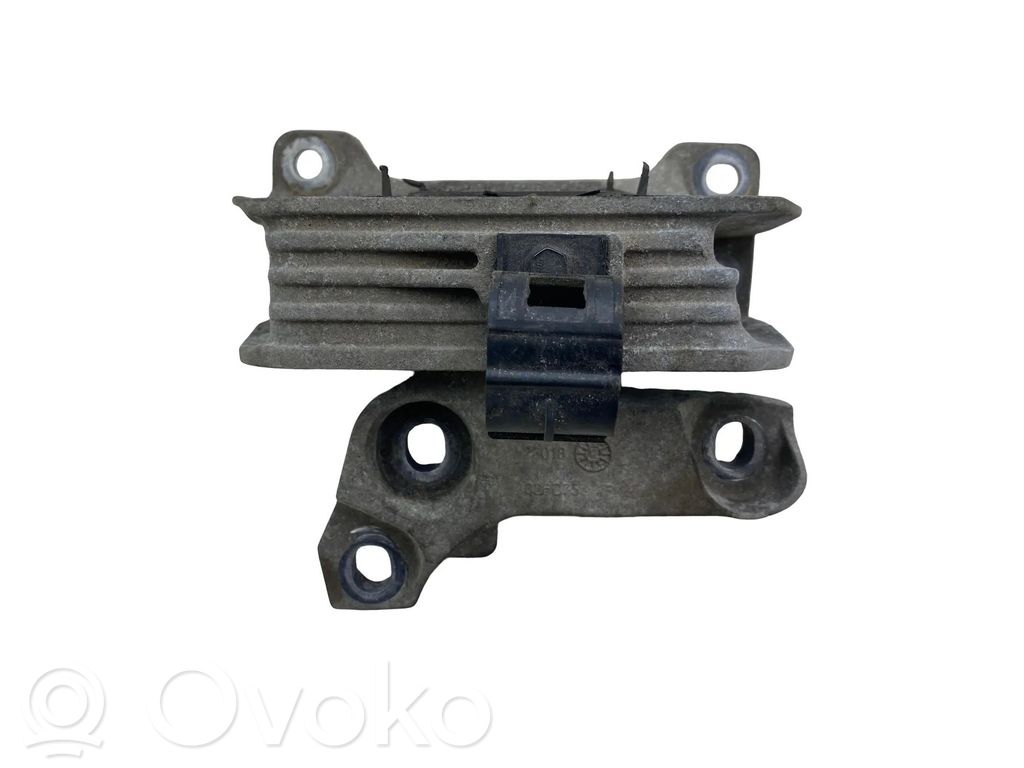 Engine mount bracket   112108180R