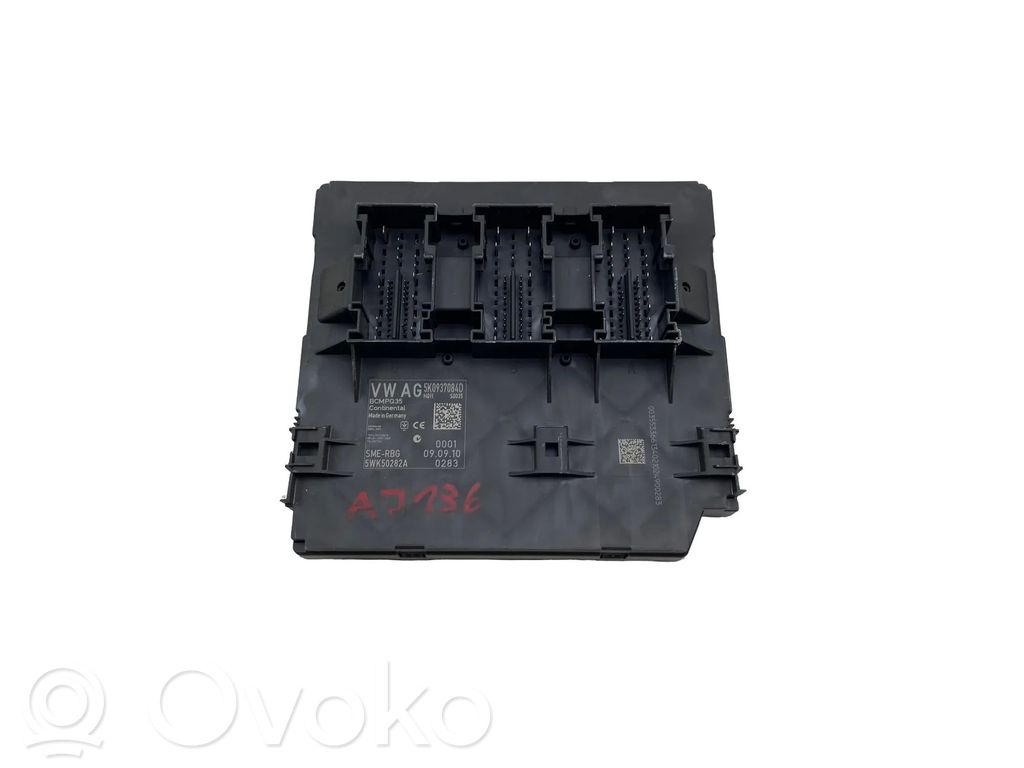 Volkswagen Touran I Central body control module 