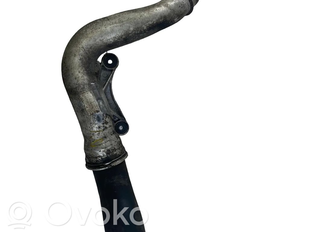 Volkswagen PASSAT B6 Furtun/conductă intercooler 