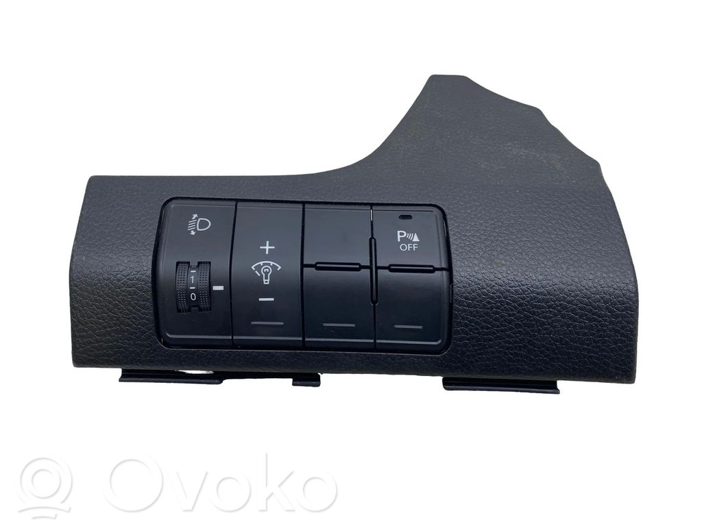 Hyundai i30 Headlight level height control switch 