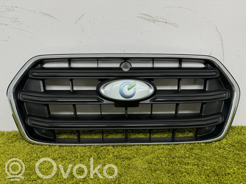 Ford Transit VII Etupuskurin ylempi jäähdytinsäleikkö 