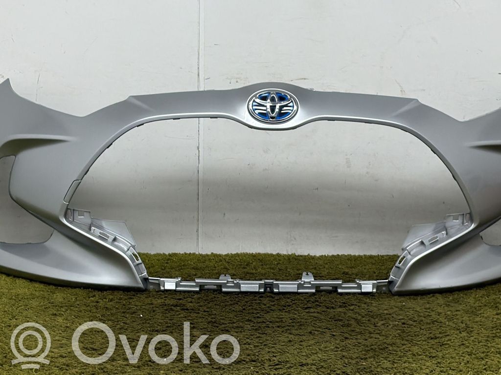 Toyota Yaris XP210 Zderzak przedni 