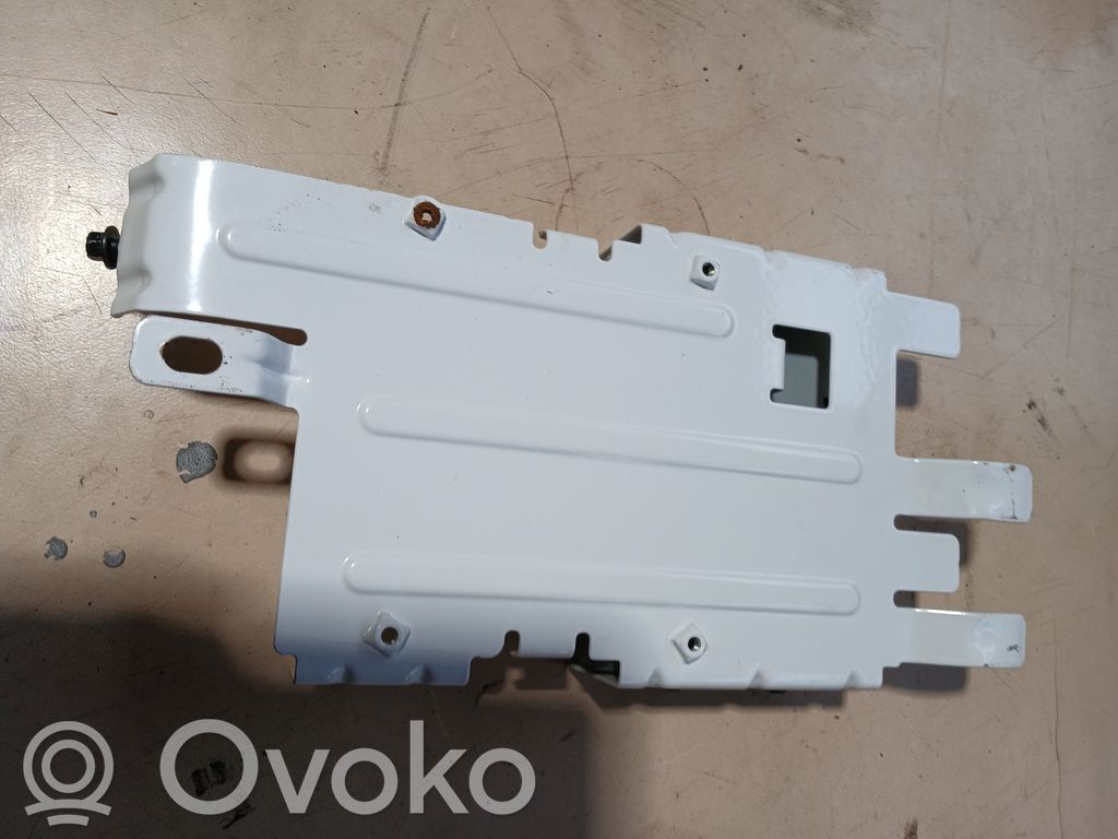 Volvo V60 Antenos stiprintuvas 
