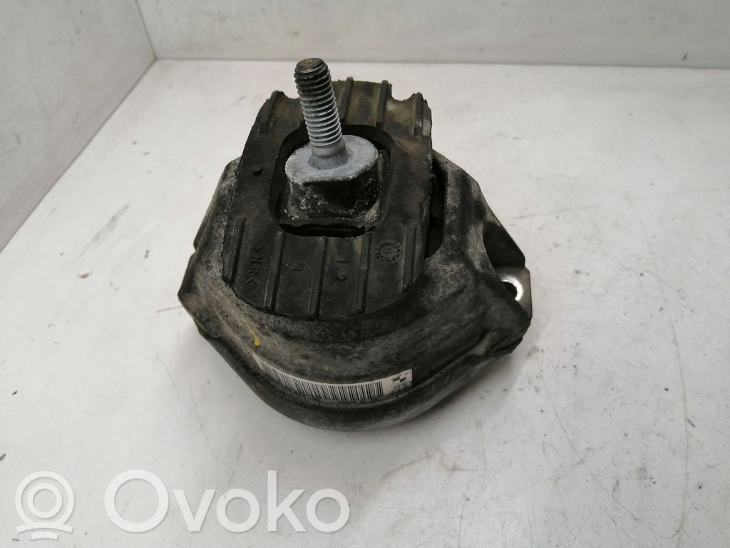 BMW 5 E60 E61 Engine mount bracket 