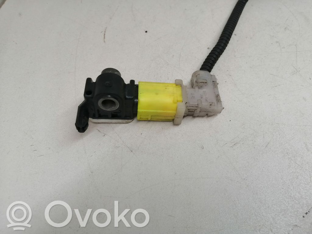 Mitsubishi Outlander Airbag deployment crash/impact sensor 