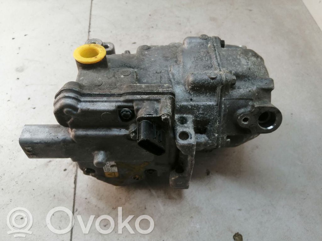 Toyota Auris E180 Air conditioning (A/C) compressor (pump) 